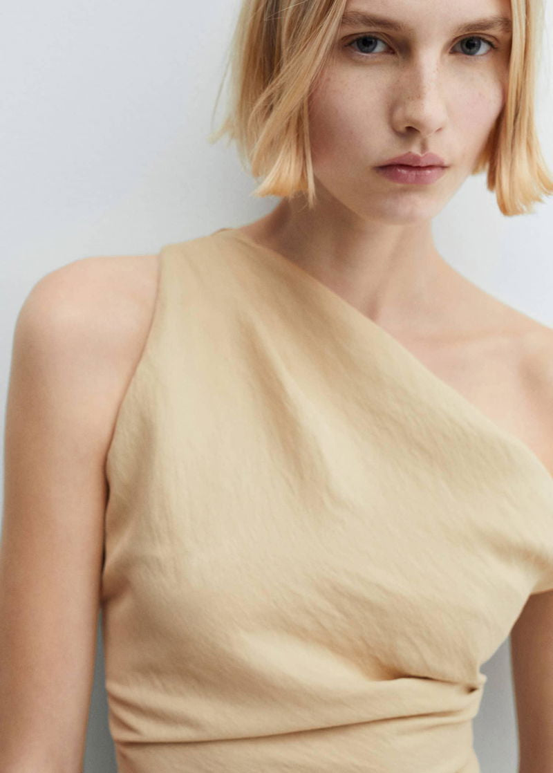 Asymmetric Ruched Top