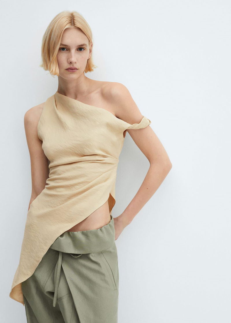 Asymmetric Ruched Top