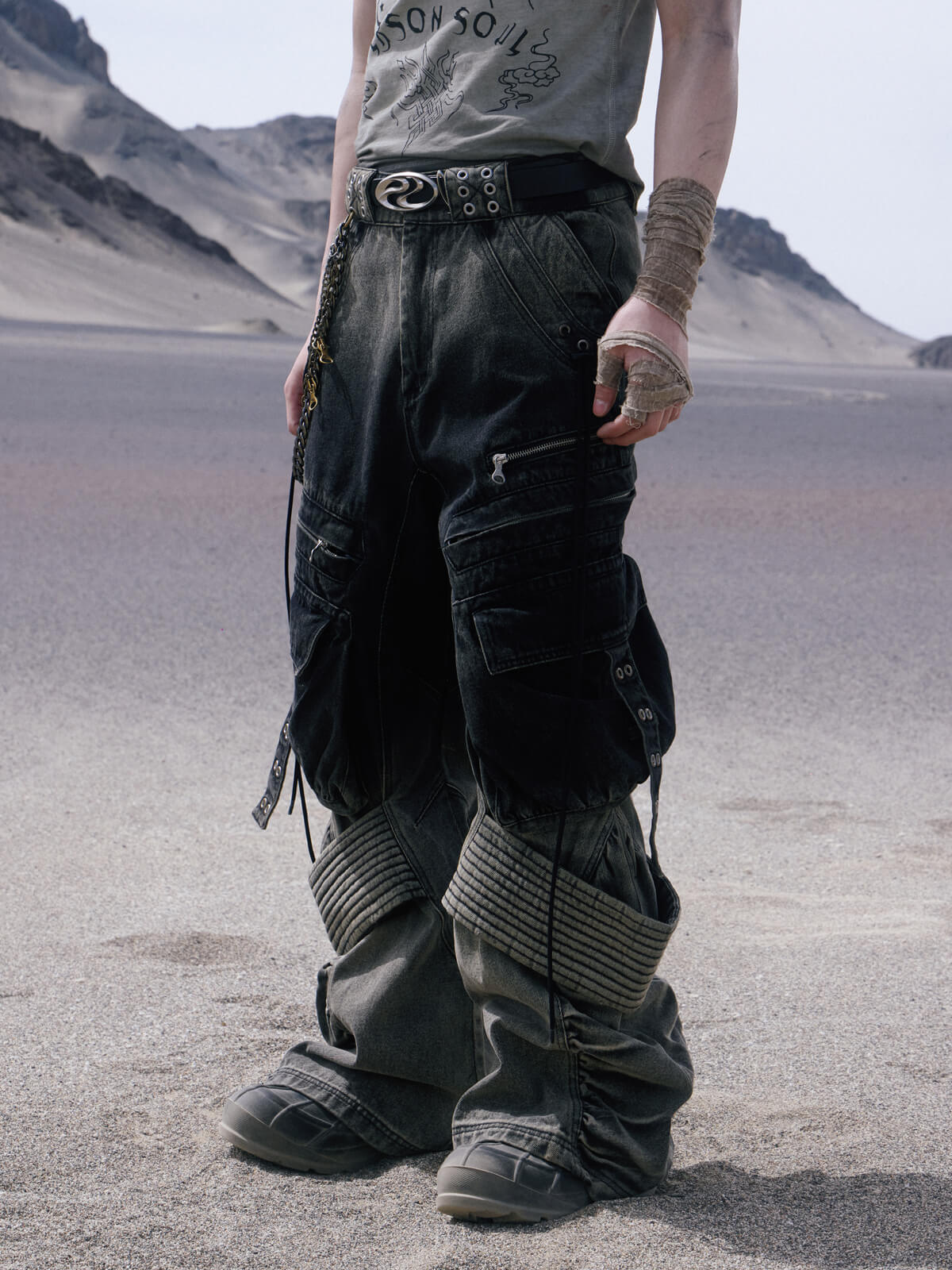 Gradient Desert Distressed Cargo Jeans